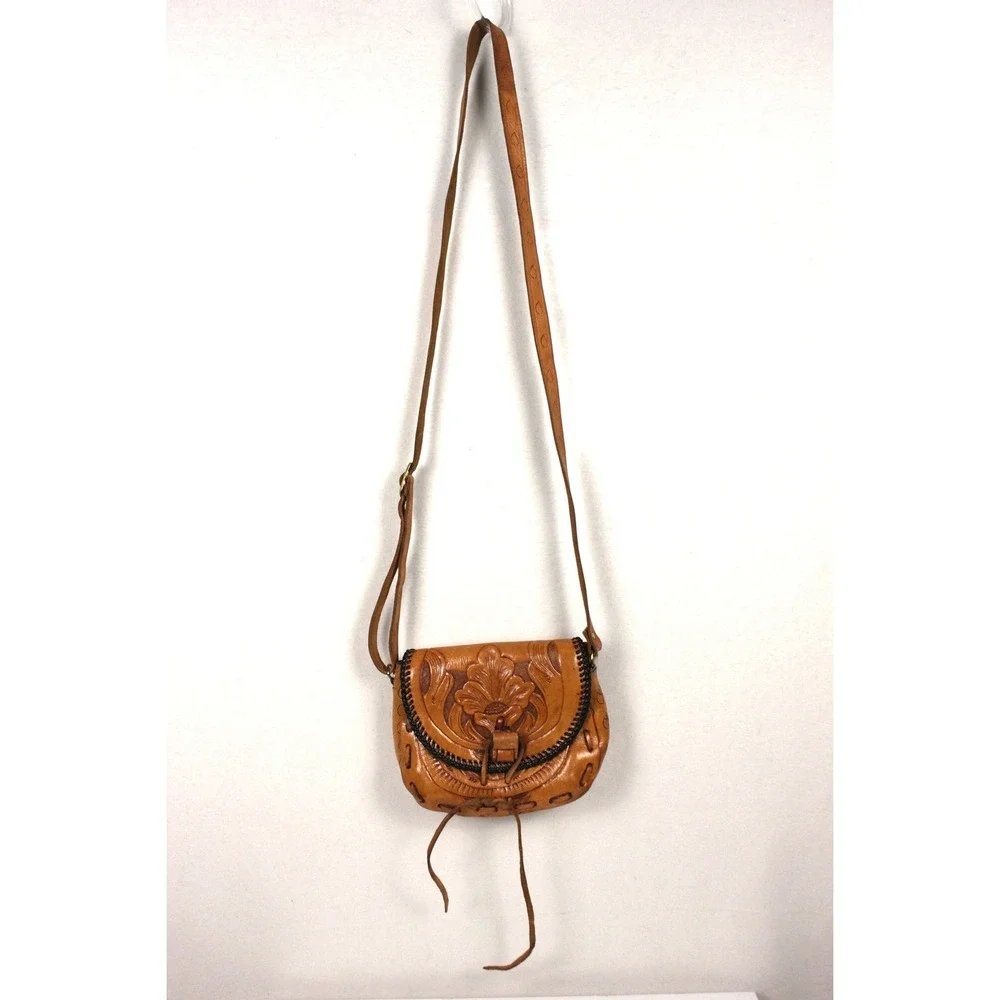 Vintage Tooled Leather Crossbody Bag Floral Western Boho Saddle Tan Purse